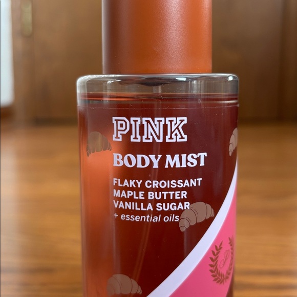 Victoria’s Secret PINK Buttery Sugary body mist - Picture 2 of 4